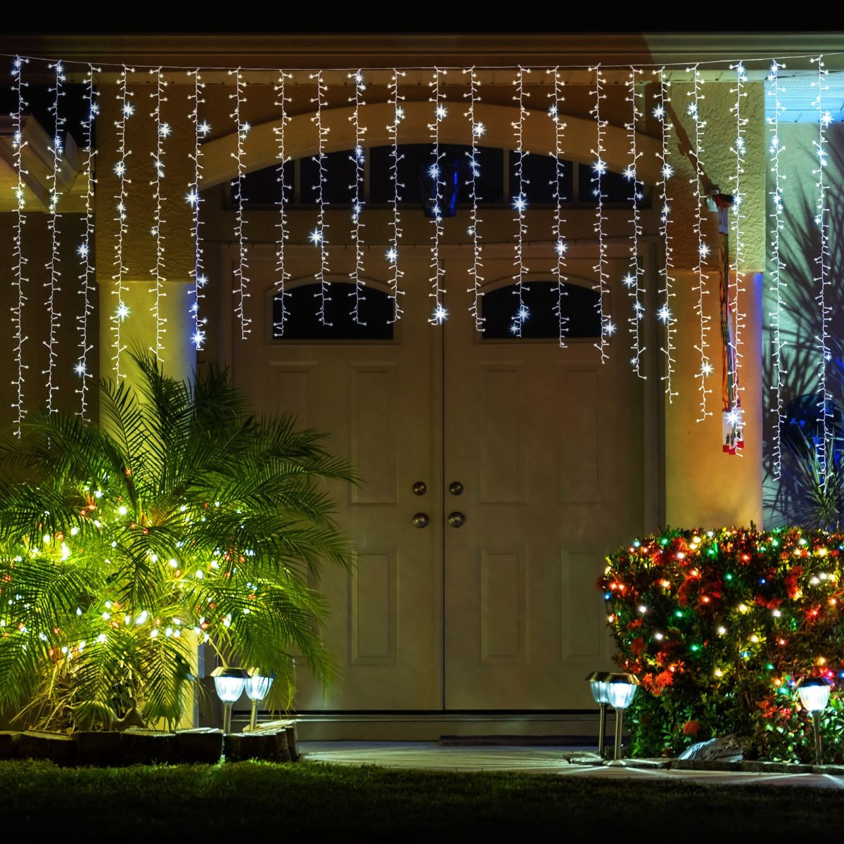 LED Cluster Curtain Crazy Cool 100% Twinkle
